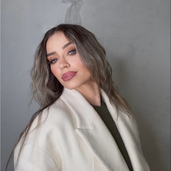 Zara Women's Ivory Double-Breasted Trench Coat - Picture 10 of 12